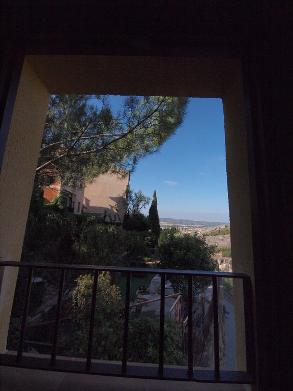 Los Ojos De La Mora Apartamentos Boutique Cuenca  Szoba fotó