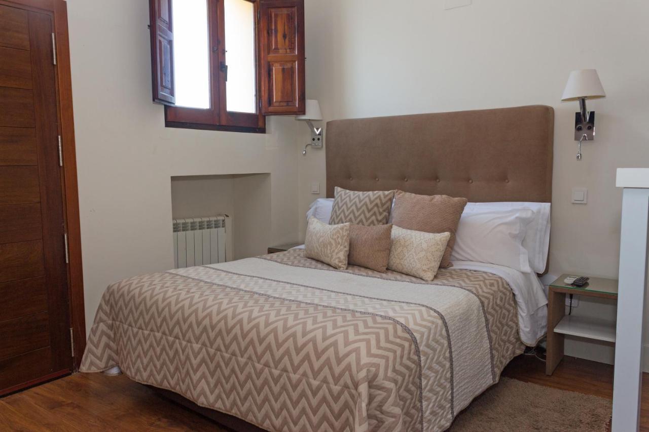 Los Ojos De La Mora Apartamentos Boutique Cuenca  Kültér fotó